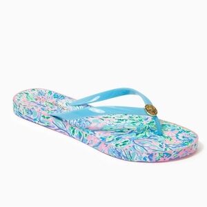 Brand New with Tags Lilly Pulitzer Pool Flip Flops size 9/10 in Surf Blue